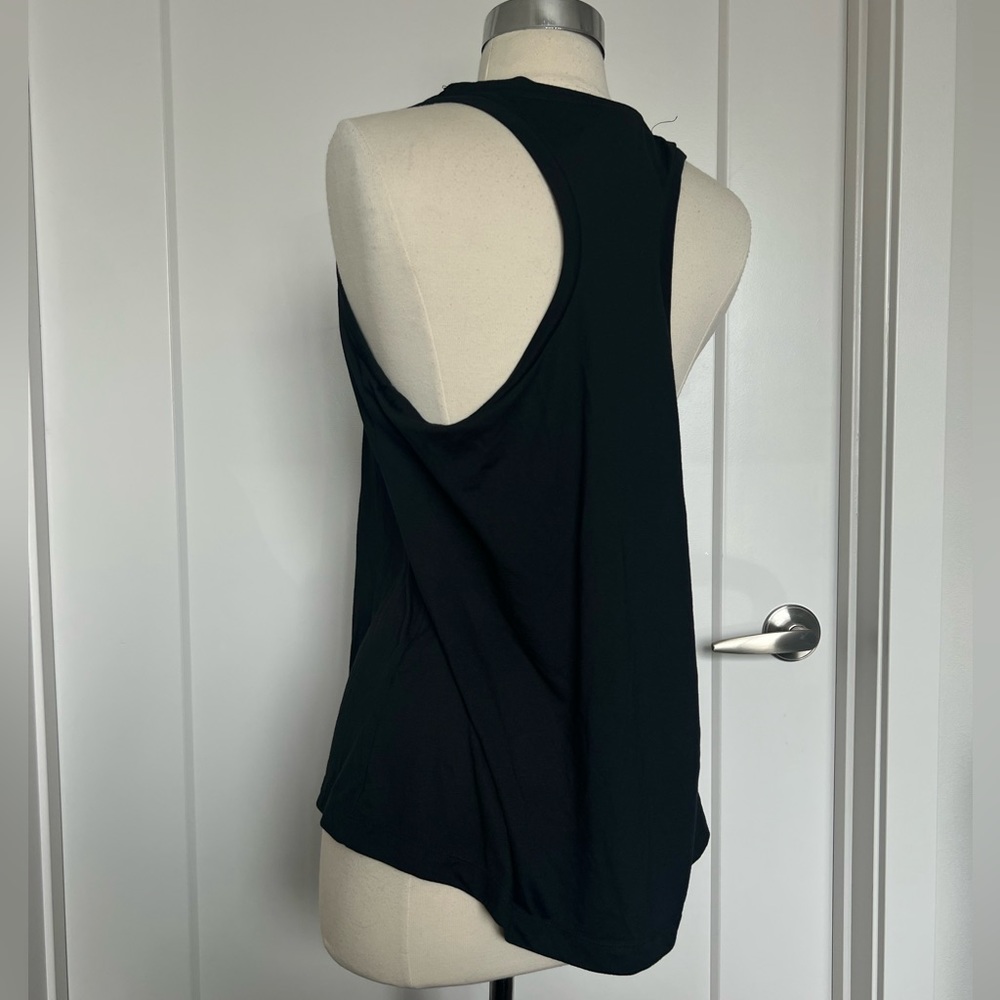 Nike Workout Tank - Picture 2 of 5
